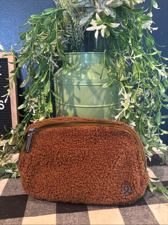 lululemon athletica Handbags - lululemon athletica Brown Sherpa Zip Pouch